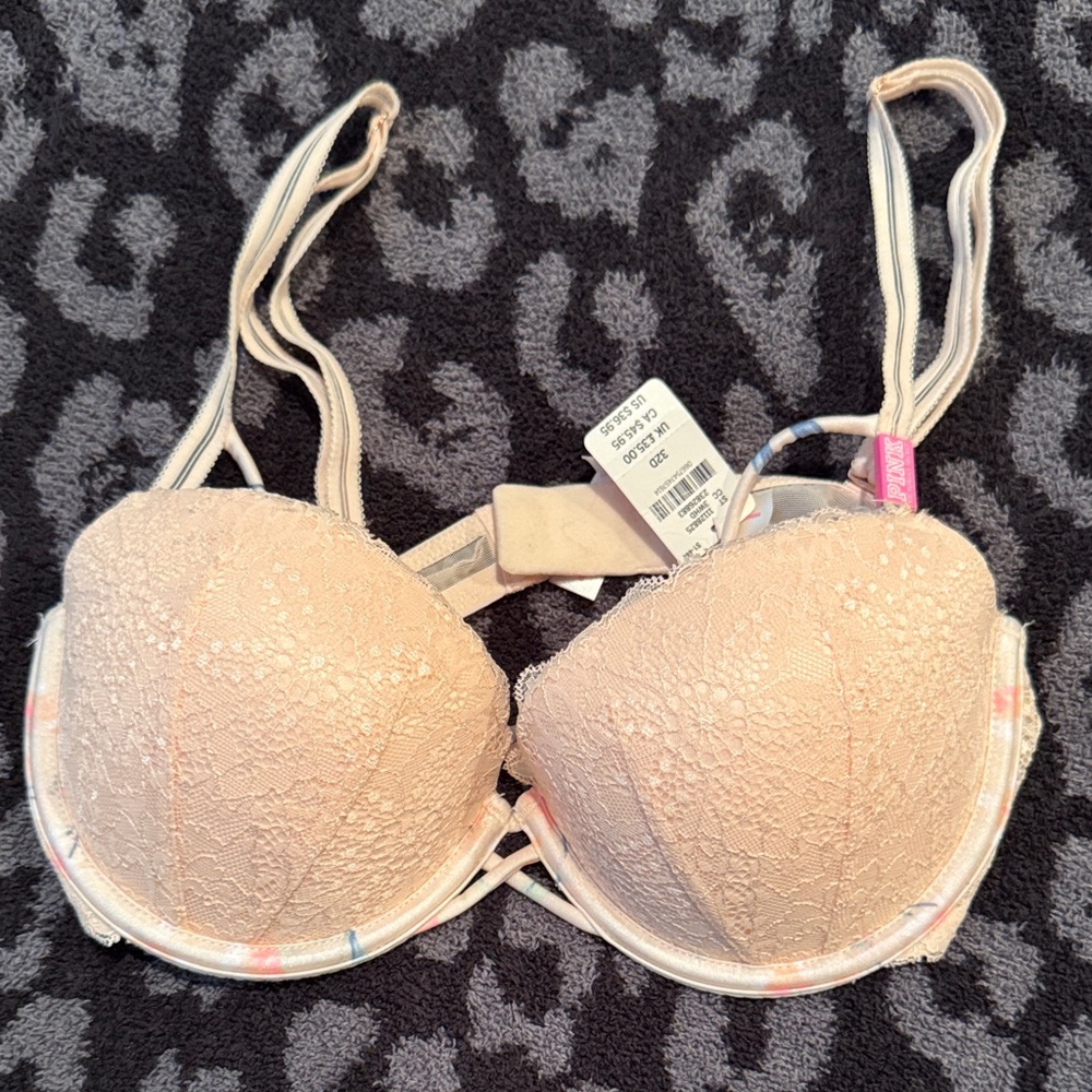 PINK Victoria's Secret Lace Bra in Cream
